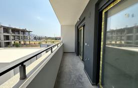 3 pièces appartement dans un nouvel immeuble 133 m² à Thermi, Grèce. 300,000 €