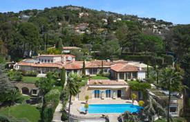 7 pièces villa à Cannes, France. 60,000 € par semaine