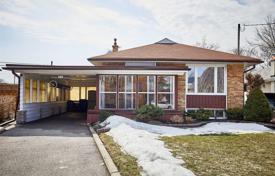 4 pièces maison en ville à Scarborough, Canada. C$1,218,000