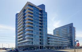 Appartement – The Queensway, Toronto, Ontario,  Canada. C$726,000