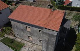 Maison en ville – Kaštel Lukšić, Comté de Split-Dalmatie, Croatie. 250,000 €
