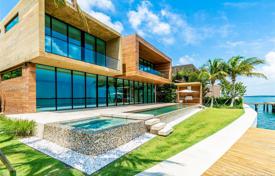 9 pièces villa 901 m² à Miami Beach, Etats-Unis. $18,400,000