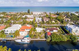 Maison de campagne – Golden Beach, Floride, Etats-Unis. $3,100,000