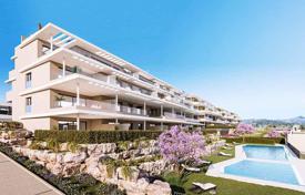 Appartement – Estepona, Andalousie, Espagne. 353,000 €