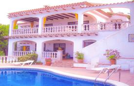 6 pièces villa 280 m² à Lloret de Mar, Espagne. 1,020,000 €