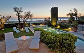 7 pièces villa en Cap d'Antibes, France. Price on request