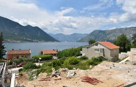 Terrain – Dobrota, Kotor, Monténégro. 380,000 €