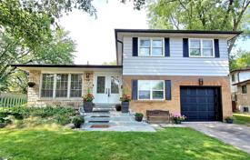 Maison en ville – Scarborough, Toronto, Ontario,  Canada. C$1,039,000