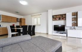 3 pièces appartement 99 m² à Vrbnik, Croatie. 309,000 €