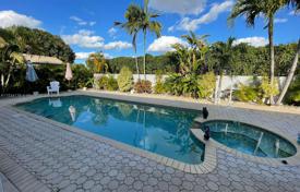 Maison en ville – Miami Lakes, Miami, Floride,  Etats-Unis. $960,000