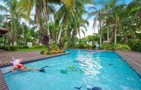 Villa – Miami, Floride, Etats-Unis. $1,450,000