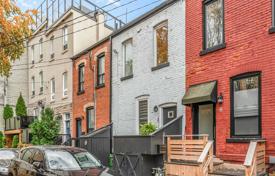 3 pièces maison mitoyenne à Old Toronto, Canada. C$1,179,000