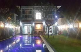 Villa – Pattaya, Chonburi, Thaïlande. 366,000 €