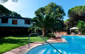Villa – Punta Ala, Toscane, Italie. 10,600 € par semaine