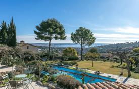 Villa – Antibes, Côte d'Azur, France. 2,750,000 €