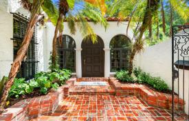 Maison en ville – Coral Gables, Floride, Etats-Unis. $3,900,000