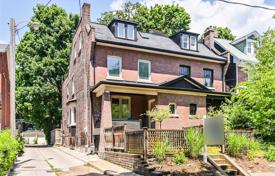Maison mitoyenne – Old Toronto, Toronto, Ontario,  Canada. C$1,941,000