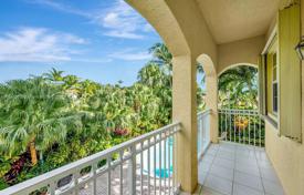 Maison en ville – West End, Miami, Floride,  Etats-Unis. $2,097,000
