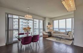 2 pièces appartement à Lake Shore Boulevard West, Canada. C$1,229,000