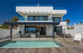 6 pièces villa 380 m² à Marbella, Espagne. 11,500 € par semaine