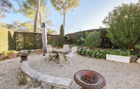 4 pièces villa en Provence-Alpes-Côte d'Azur, France. 7,100 € par semaine