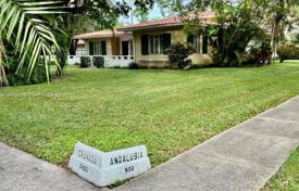 Maison en ville – Coral Gables, Floride, Etats-Unis. $3,599,000