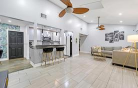 Maison en ville – Homestead, Floride, Etats-Unis. $494,000