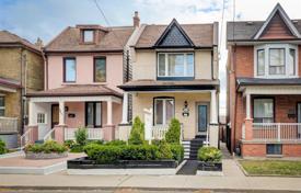 4 pièces maison en ville à Old Toronto, Canada. C$1,581,000