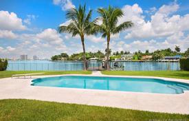 Villa – Miami Beach, Floride, Etats-Unis. $8,900,000