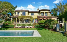 8 pièces villa 863 m² à Coral Gables, Etats-Unis. $6,995,000