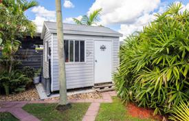 Maison en ville – West End, Miami, Floride,  Etats-Unis. $711,000