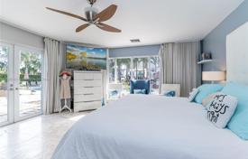 Maison en ville – North Miami, Floride, Etats-Unis. $3,195,000