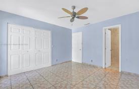 Maison en ville – Pembroke Pines, Broward, Floride,  Etats-Unis. $365,000