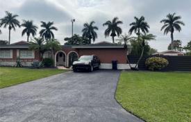 Maison en ville – Palmetto Bay, Floride, Etats-Unis. $1,080,000