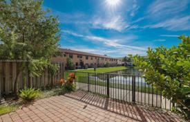 Maison en ville – Margate, Broward, Floride,  Etats-Unis. $475,000