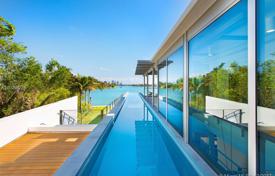 Bâtiment en construction – Miami Beach, Floride, Etats-Unis. $13,800 par semaine