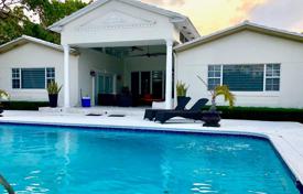 Villa – Miami Beach, Floride, Etats-Unis. $5,500,000
