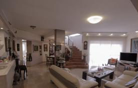 Appartement – Netanya, Center District, Israël. $682,000