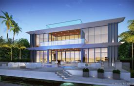 Villa – North Miami Beach, Floride, Etats-Unis. $5,450,000