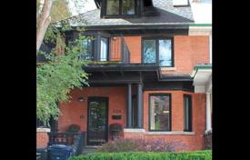 5 pièces maison mitoyenne à Old Toronto, Canada. C$2,279,000