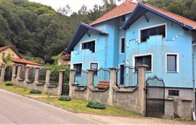 Maison en ville – Mures, Roumanie. 249,000 €