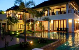 Villa – Jomtien, Pattaya, Chonburi,  Thaïlande. $1,223,000