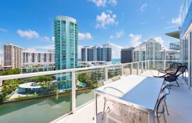 Appartement – Miami, Floride, Etats-Unis. $1,749,000