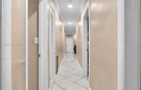 4 pièces maison en ville 138 m² à Deerfield Beach, Etats-Unis. $415,000