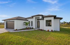 Maison en ville – Cape Coral, Floride, Etats-Unis. $459,000