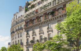 4 pièces appartement 81 m² à Paris, France. de 720,000 €