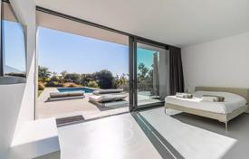 5 pièces villa à Cannes, France. 12,200 € par semaine