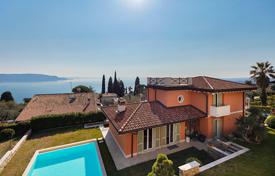 Villa – Toscolano Maderno, Lombardie, Italie. 1,395,000 €