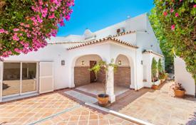 4 pièces villa 191 m² à Marbella, Espagne. 1,675,000 €