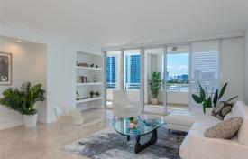 Appartement – Miami, Floride, Etats-Unis. $1,385,000